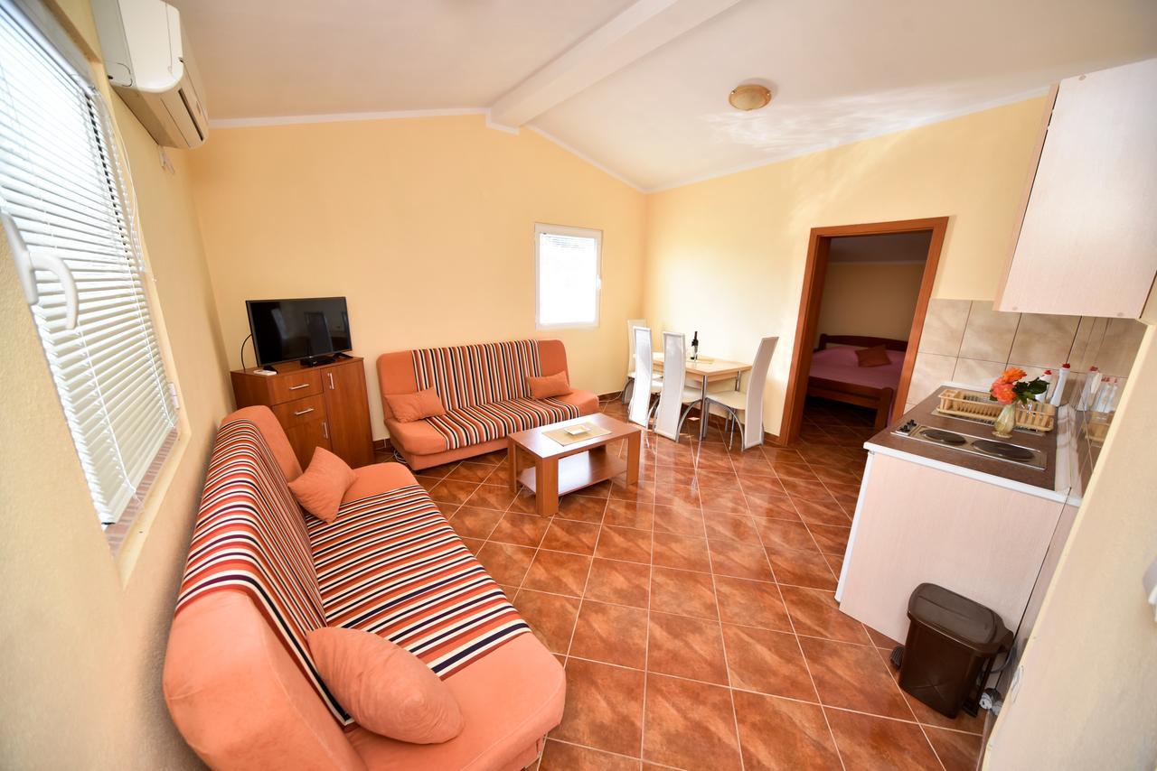 Čanj Apartmani Stanisic מראה חיצוני תמונה