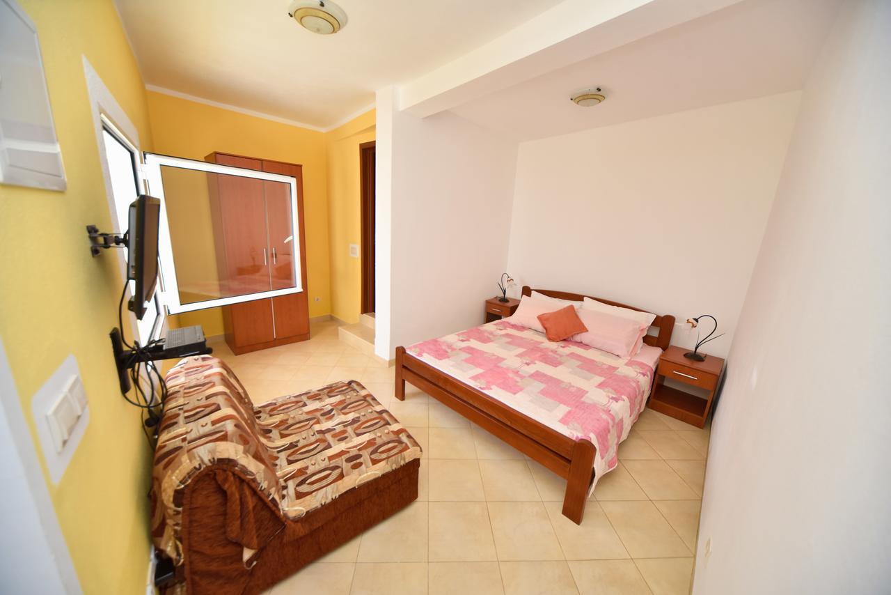 Čanj Apartmani Stanisic מראה חיצוני תמונה